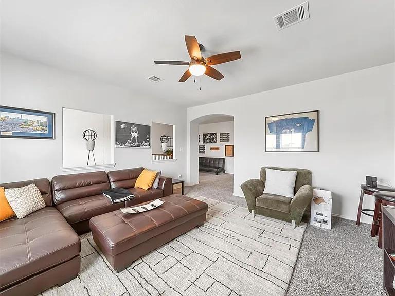 17023 Canosa Dr — Photo 23