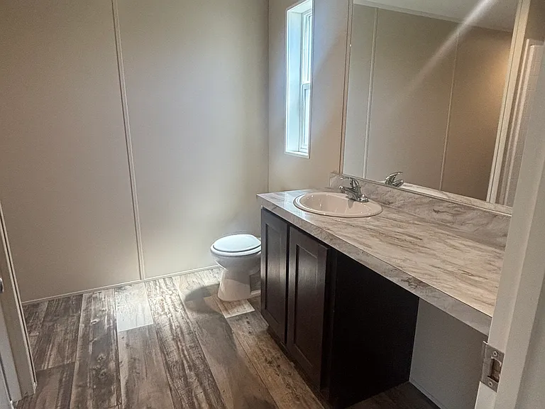 3605 Pauline Ave — Photo 3