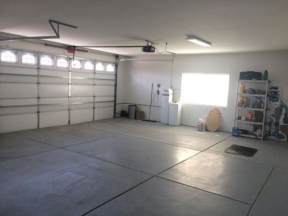 Oversized garage with bathroom