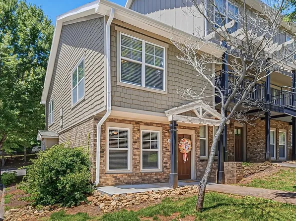 3950 Cherokee Woods Way APT 101, Knoxville, TN 37920