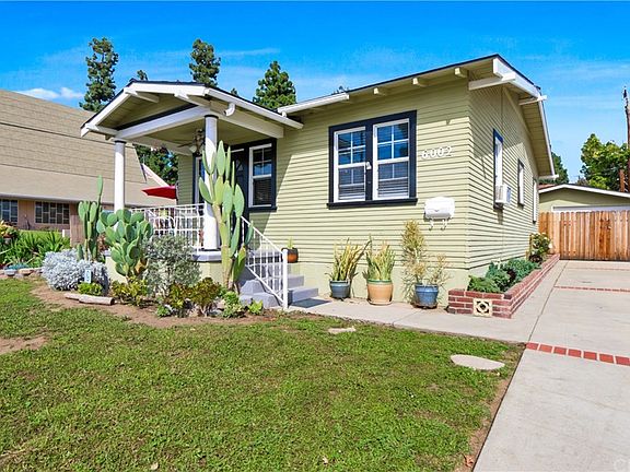 4th image of 6002 Acacia Ave