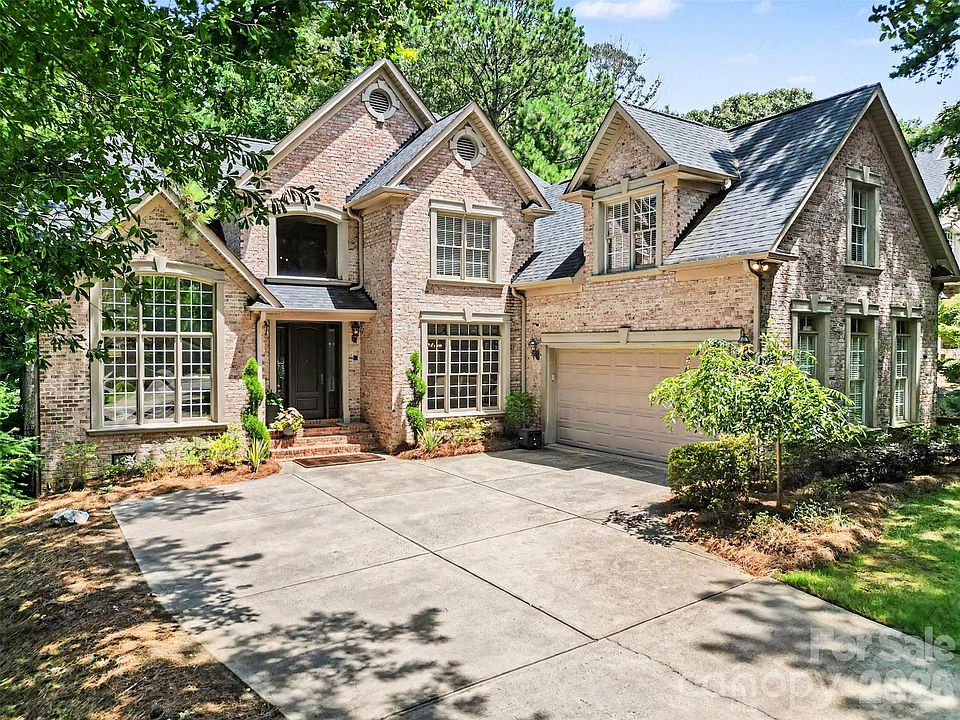 1st image of 109 Whiterock Dr