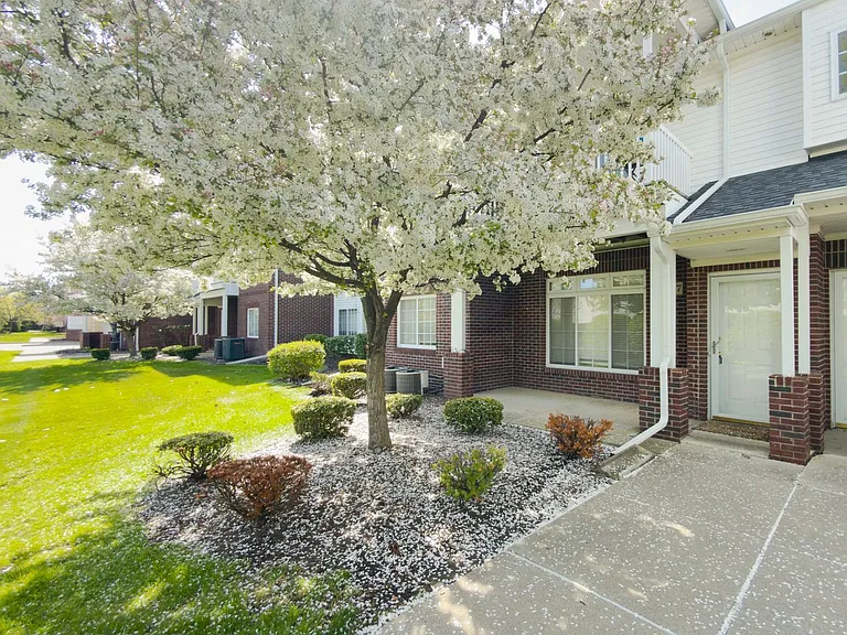 5637 Twin Oaks Dr — Photo 27