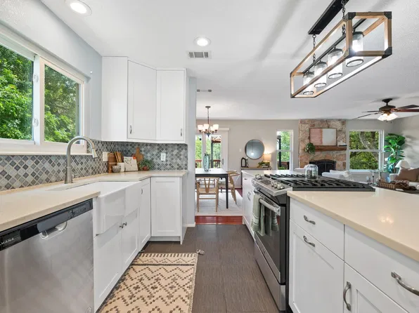 7336 Gaines Mill Ln, Austin, TX 78745