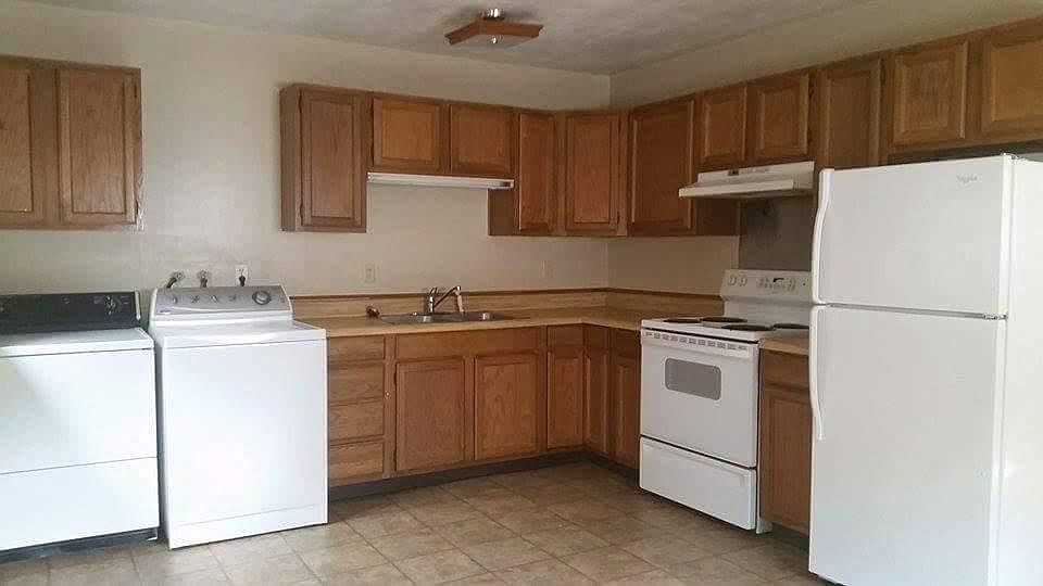 2nd image of 14 Rexford St #2