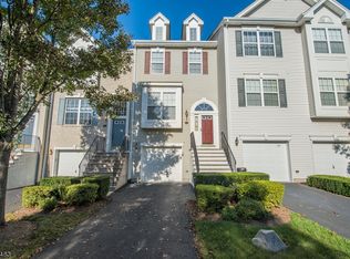 533 Coventry Dr, Nutley, NJ 07110