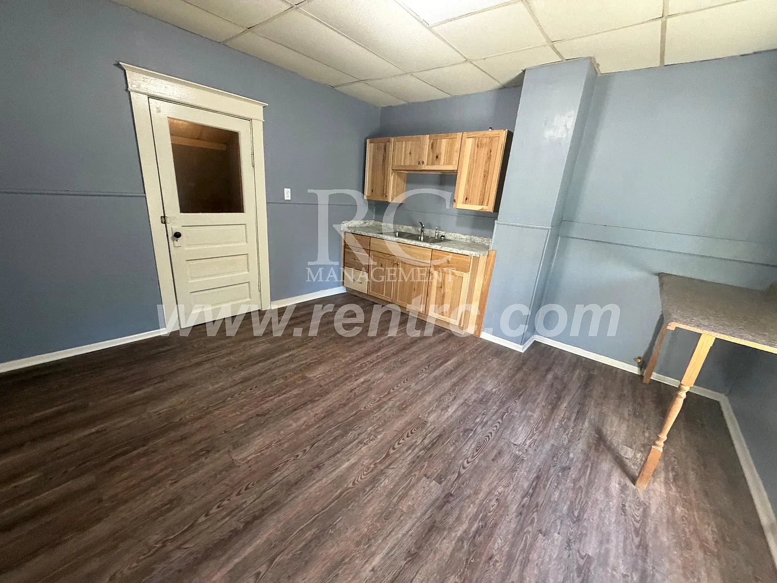 2 bed, 1000 sqft, $825 — Photo 2