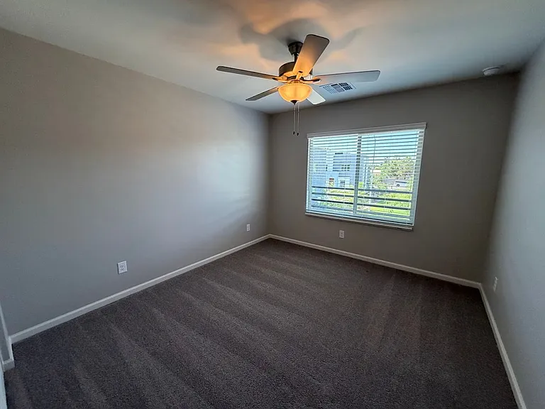 733 E Commonwealth Ave #22 — Photo 14