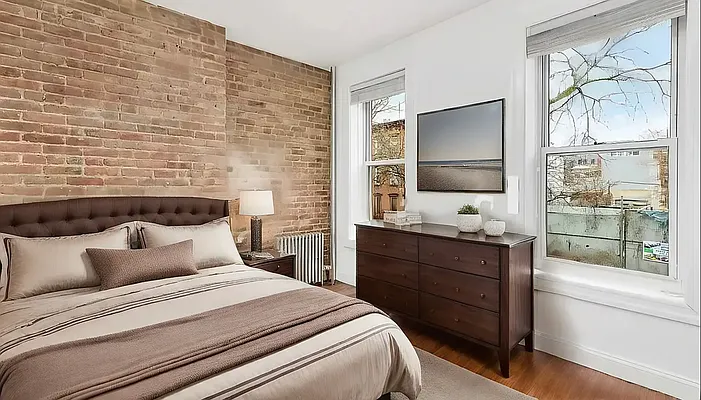 Rented by Avenues Real Estate | media 2