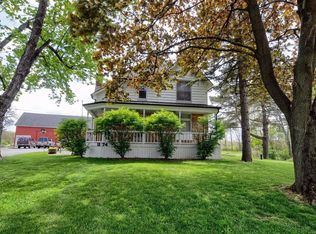 1274 S Holly Rd, Fenton, MI 48430