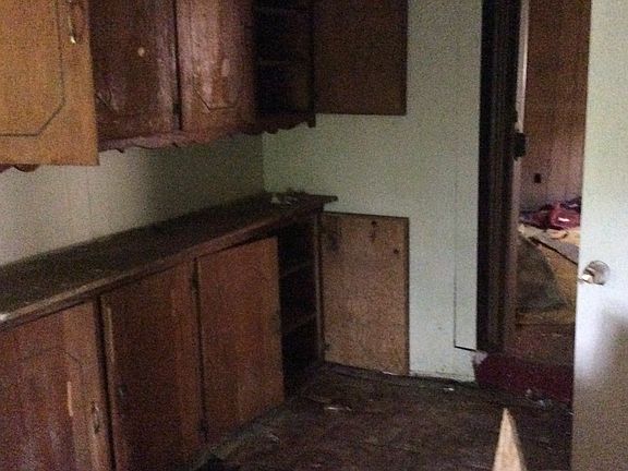 2nd image of 1615 S 13th St