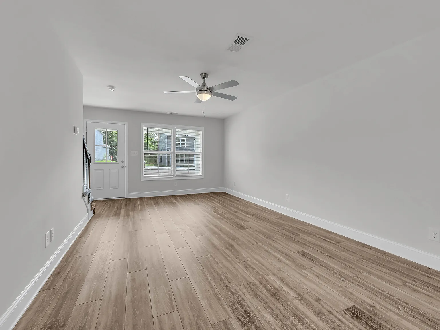 233 Limestone Point Drive - 1 — Photo 3