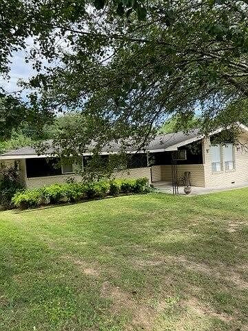 1st image of 823 Belvoir Crest Dr
