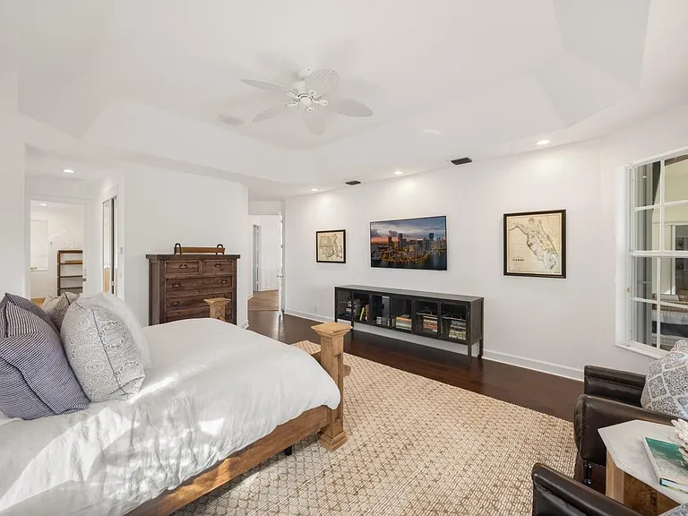 129 Brookhaven Ct — Photo 32