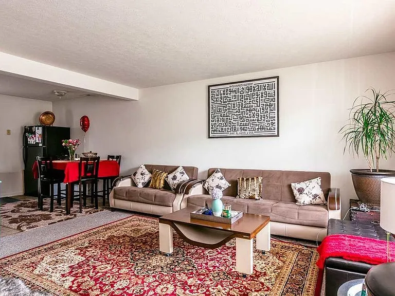 1246 Goldfinch Dr #B — Photo 6
