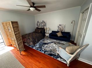 115 W Perry St #4, Savannah, GA 31401