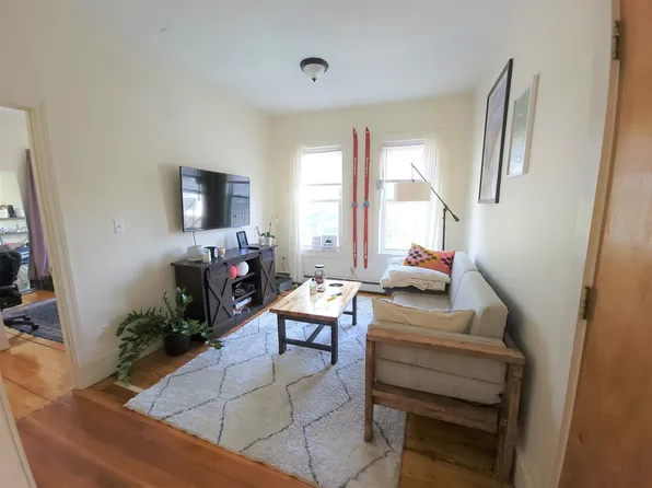 (undisclosed Address), Somerville, MA 02143