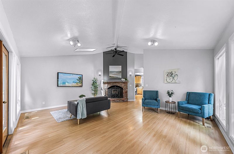 5th image of 400 Sudden Valley Drive