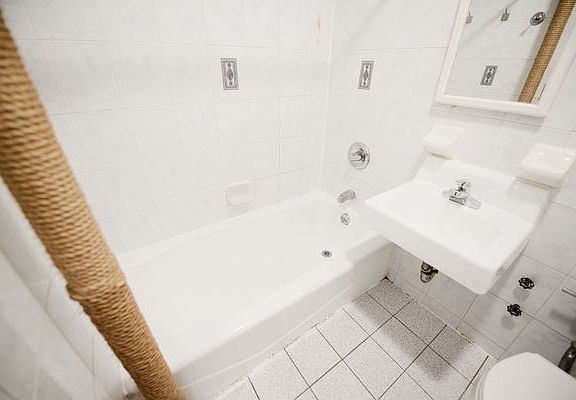 5th image of 4 Orchard St #1C