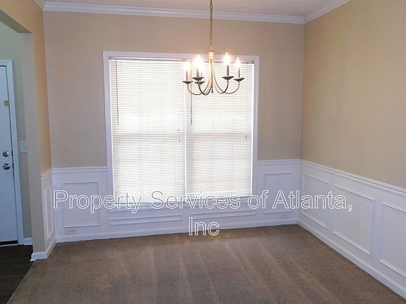 4th image of 2379 Tullamore Cir