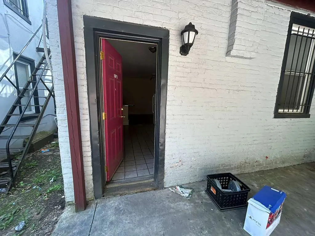 2 bed, $1,350 — Photo 3