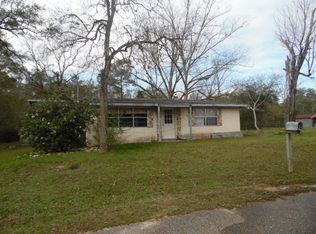 72 Loftin St, Defuniak Springs, FL 32435