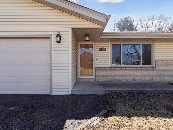 5th image of 2833 Cascade Dr