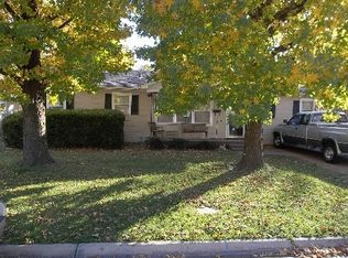 1207 W 4th St, Chanute, KS 66720