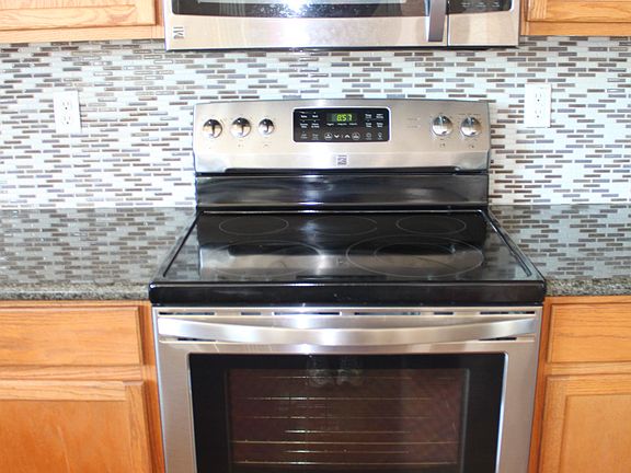 3rd image of 10821 W Harmony Ln