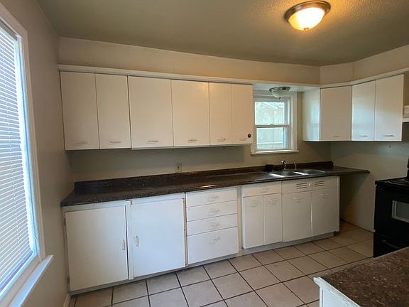 5th image of 1717 47th St #A