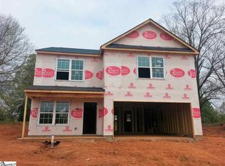 315 Beechnut Ct, Wellford, SC 29639