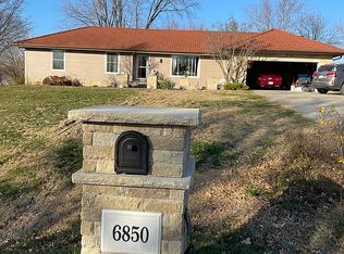 6850 SW 40th St, Topeka, KS 66610