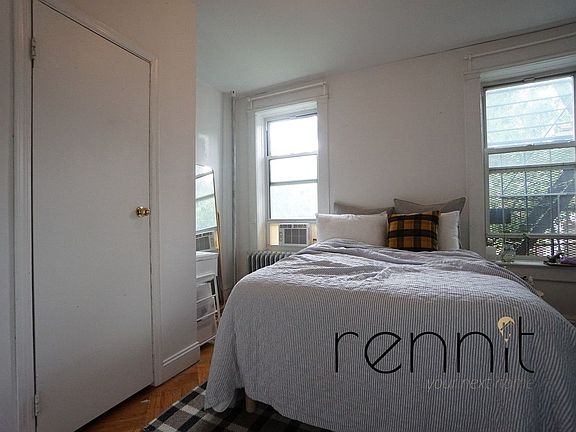 3rd image of 967 Bergen St APT 3D