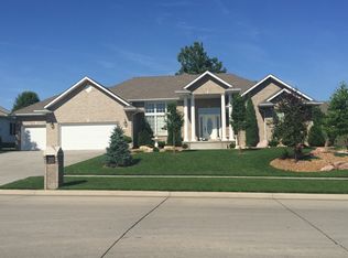 6824 Ridge Rd, Lincoln, NE 68512