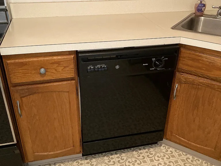 1274 E Main St #B21 — Photo 16