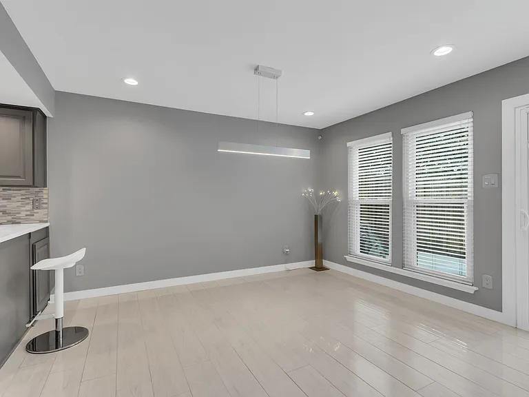 1424 Hampton Rd — Photo 29