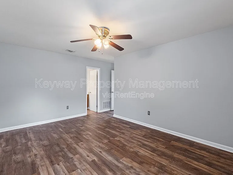 3933 Miramar Drive Ext — Photo 9