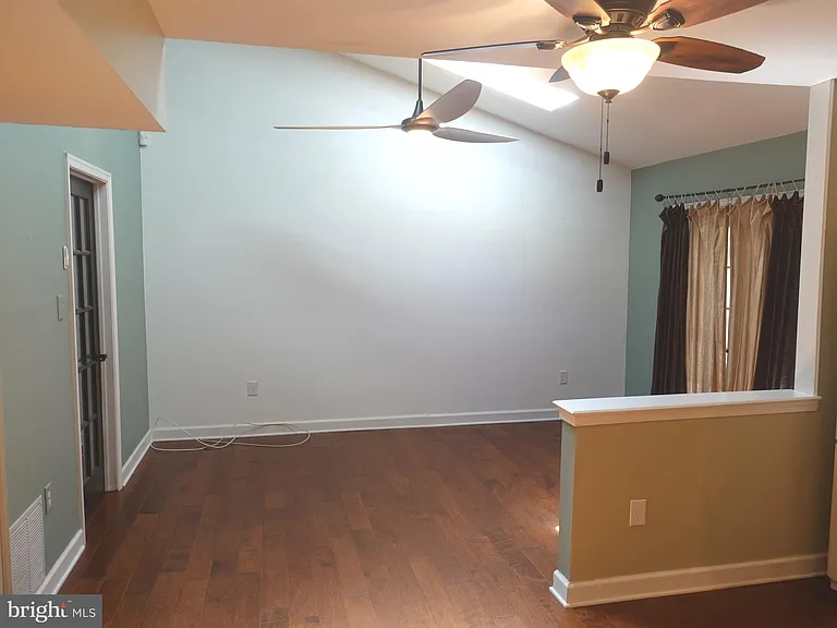75 Peregrine Dr — Photo 8