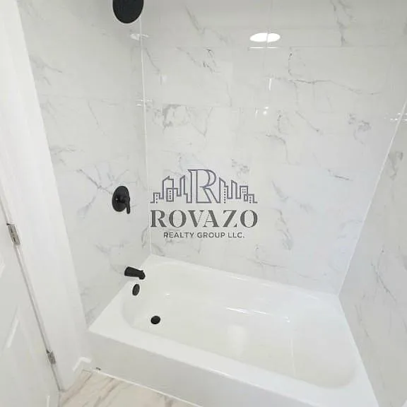 144-145 Vermont Ave #3 — Photo 4