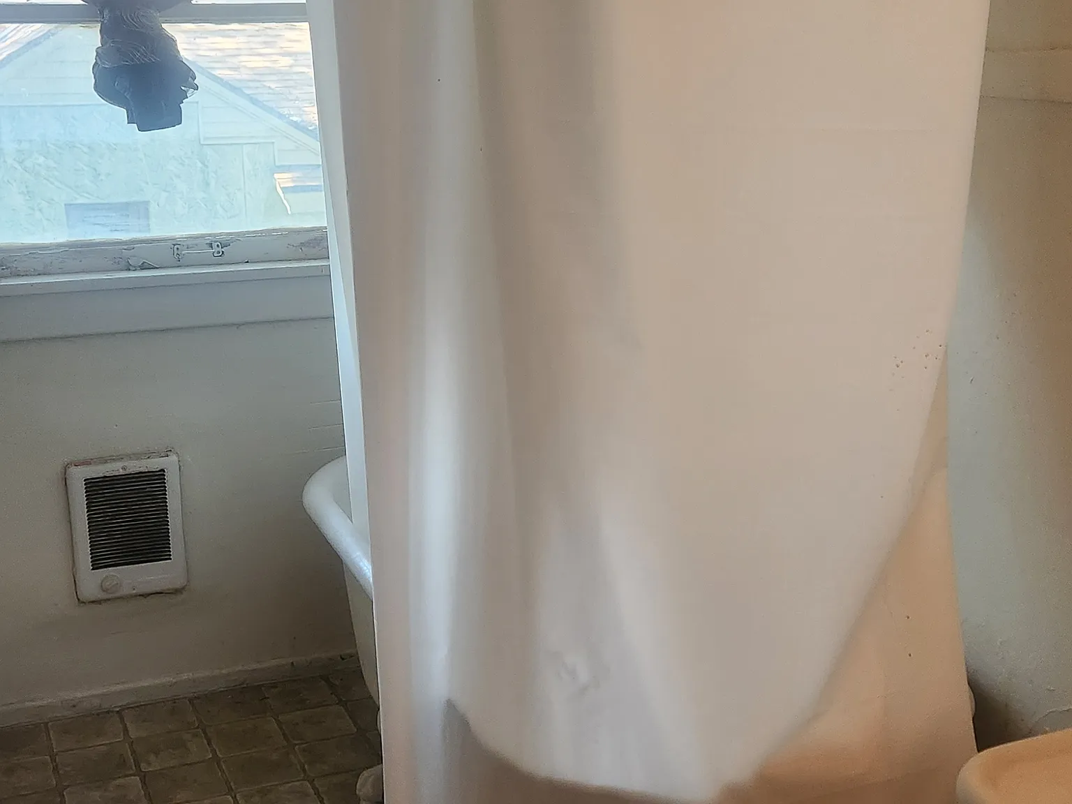 1 bed, 600 sqft, $700 — Photo 4