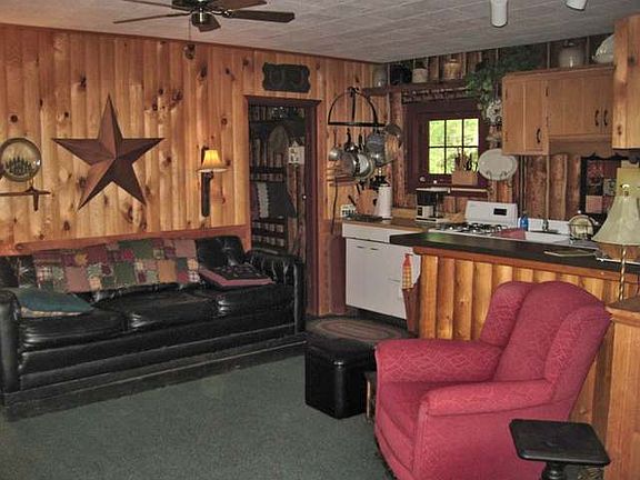3rd image of 13520 Sand Creek Ln