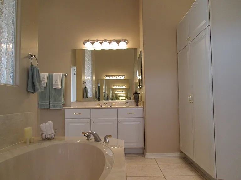 5745 E Sunset Point Dr — Photo 28