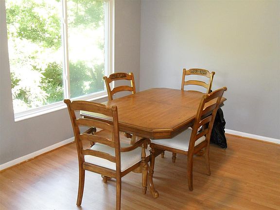 4th image of 2121-201 Clareglen Ct