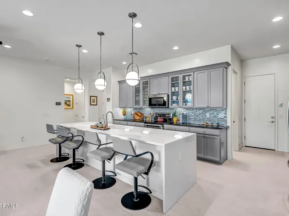 337 N RAINBOW Way, Casa Grande, AZ 85194