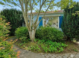 6830 27th Avenue NE, Seattle, WA 98115