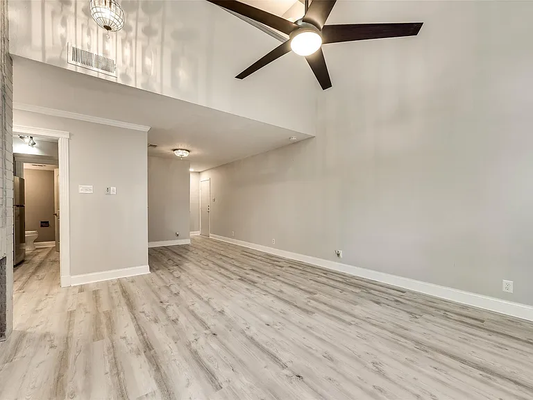 18240 Midway Rd #302 — Photo 6