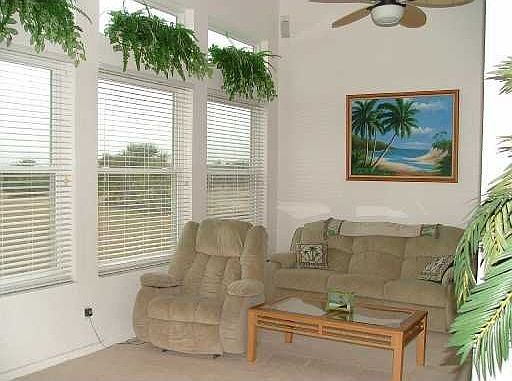 LIVING ROOM.2