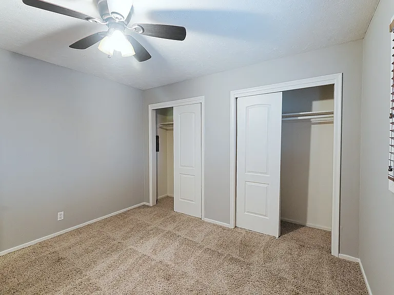 Marshall Apartments — Photo 21
