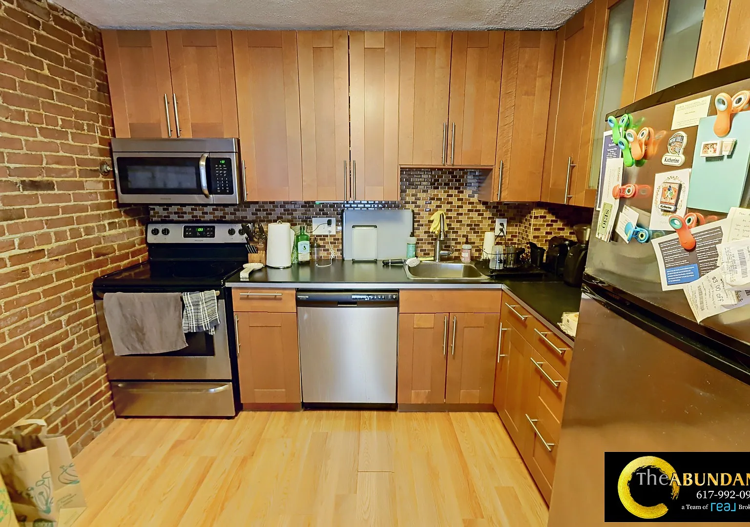 1 bed, 1.0 bath, 650 sqft, $2,575 — Photo 2
