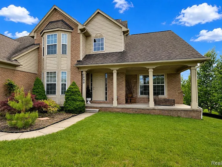 4890 Spring Meadow Dr — Photo 23
